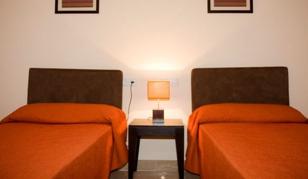 Aparthotel Albayt & 3*